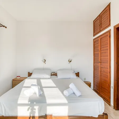 Ilios 2 Paros Apartamento Naousa